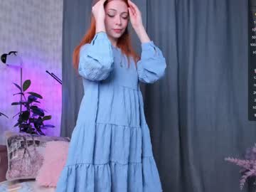 girl
        lika_moon cam image #415245