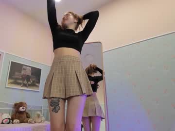 girl
        coconutdrive cam image #741305