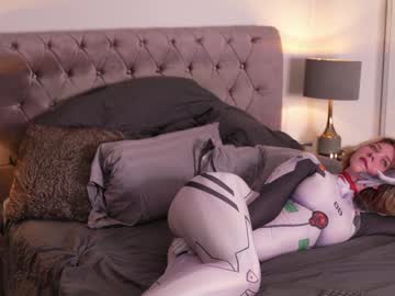 girl
        vixenp cam image #1239757