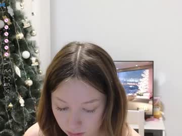 girl
        gloriajeaan cam image #3309572