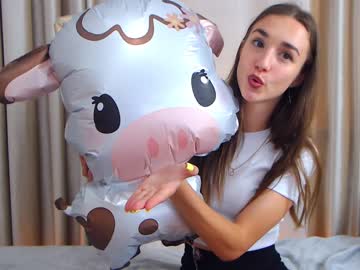 girl
        lana__j cam image #2307227