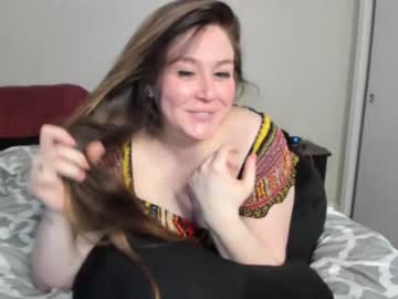 couple
        lexii_lust_xoxo cam image #135675