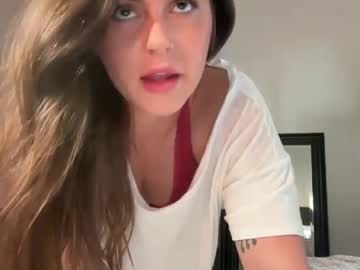 girl
        lexasworld1 cam image #4694923