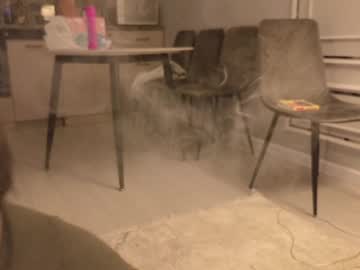 girl
        kimi_kay cam image #3923976