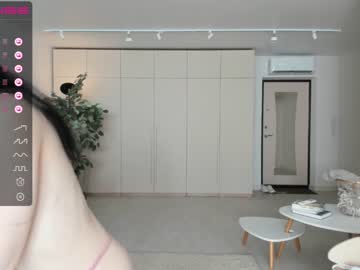 girl
        oki_dokie cam image #1903933