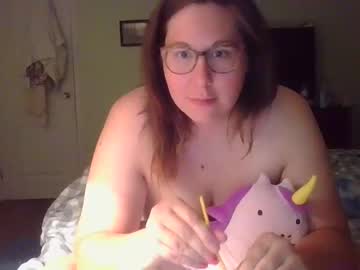 girl
        littleash95 cam image #1767745