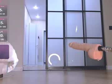 girl
        ake_mi cam image #6207661
