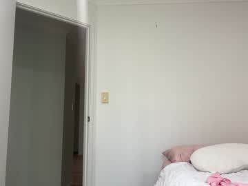 girl
        cassies1 cam image #6397762