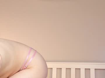 girl
        pinkncrazy cam image #4885257