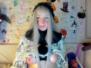 girl
        picaaachu cam image #110809