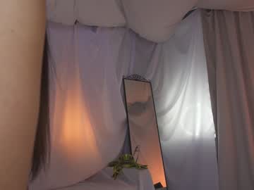 girl
        sunny_maria cam image #4809910
