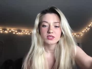 girl
        nicholexoxo23 cam image #1147310