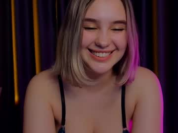 girl
        angella_kleee cam image #5213816