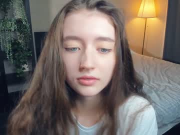 girl
        llkadream cam image #1053046
