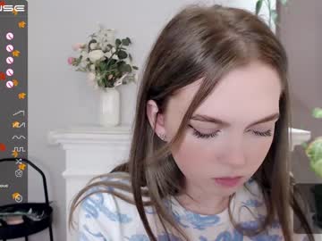 girl
        small_blondee cam image #22001