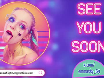 girl
        emmasky69 cam image #6177402