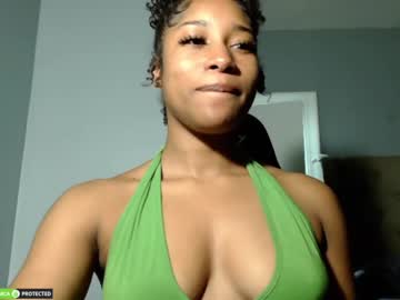 girl
        gyalxoxo cam image #1608076