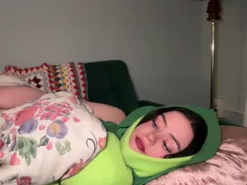 girl
        littlesugarpea cam image #6133634