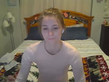 girl
        katynowhere cam image #5962673
