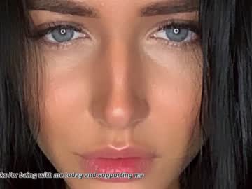 girl
        cherry_beauty cam image #89715