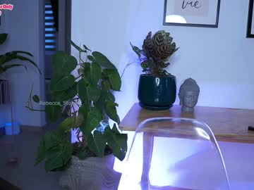 girl
        rebeccastonee cam image #1470574