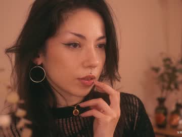 girl
        ambientink cam image #278490