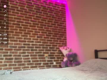 girl
        feraleyes cam image #5055691