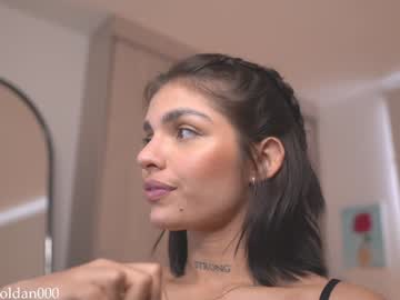 girl
        laura_roldan cam image #5523630