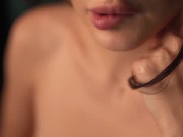 girl
        passiontoart cam image #10269