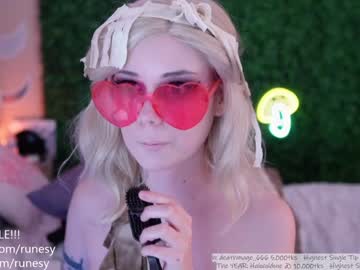 girl
        runesy cam image #98240