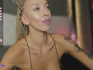 girl
        royalsquirt_ cam image #2378349