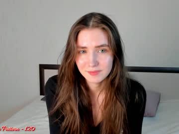 girl
        saintlyn cam image #311909