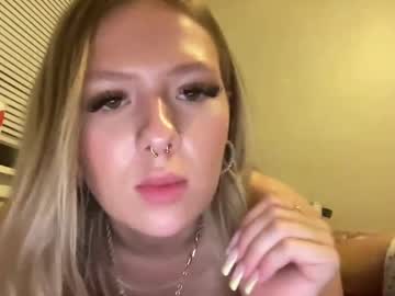 girl
        oliviahartt cam image #6592739