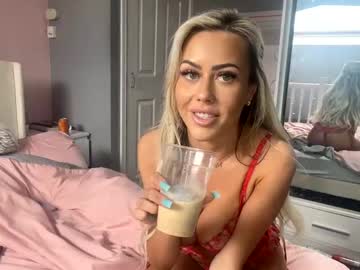 girl
        itsmelolax cam image #6838851