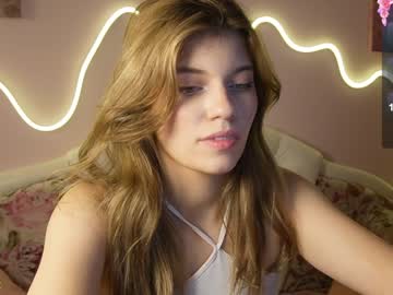 girl
        victoriabeverly cam image #5943016