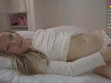 girl
        pureangeldolores cam image #3083957