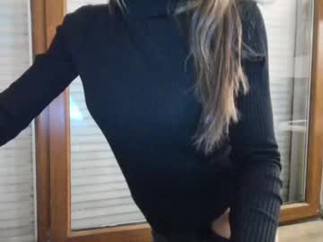 girl
        hotel77777 cam image #254395