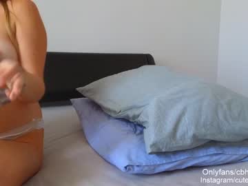 girl
        cbhotblonde cam image #2213778
