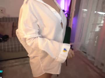 girl
        sweety_rinushka_ cam image #4687223