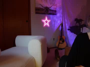 girl
        lucy_gooosey cam image #6255085
