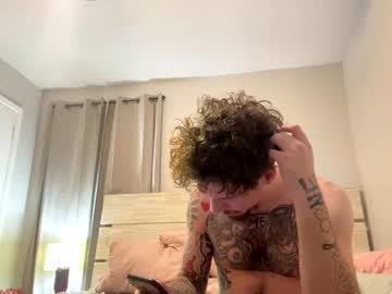 couple
        smalldickstillwork cam image #5670610