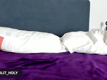 girl
        lily_holy cam image #3282129