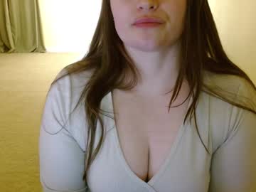 girl
        brunettebimboxo cam image #5254348