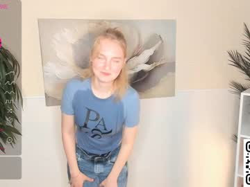 girl
        _megryan_ cam image #3785447