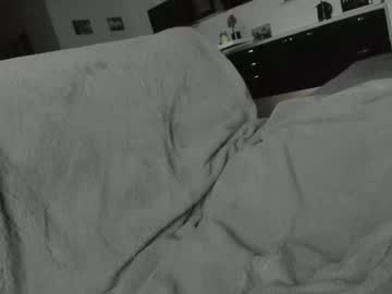 girl
        mysat cam image #5903382