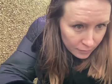 girl
        eatmypie69 cam image #3606495