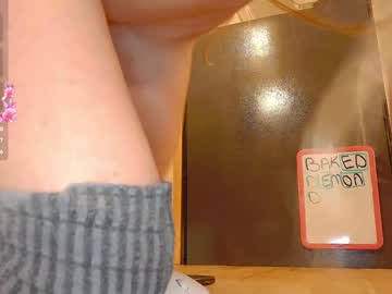 girl
        emmasky69 cam image #6857499