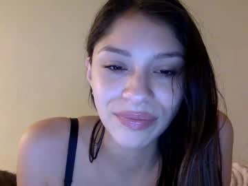 girl
        ilumaci cam image #4941275