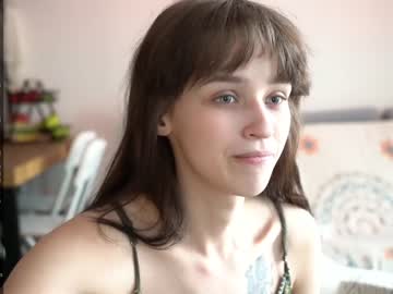 girl
        diruriru cam image #3994886
