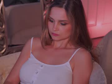 girl
        lola_jd cam image #3388200
